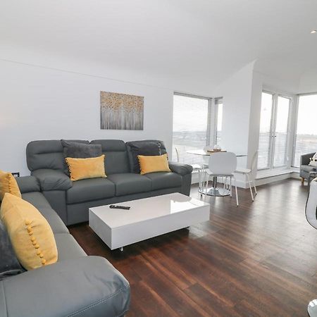 8 Marina View Villa Pwllheli Exterior photo